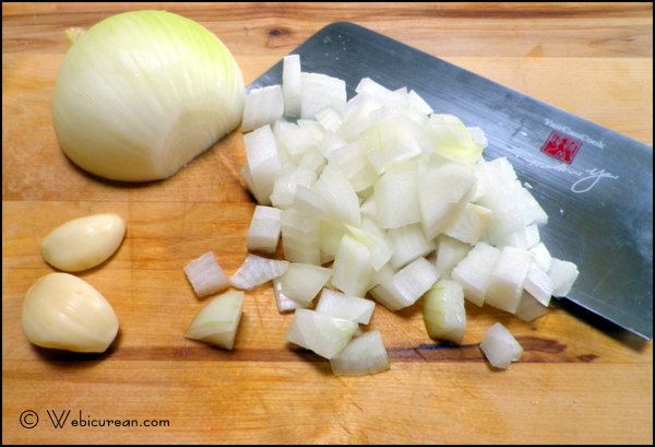 How To Dice An Onion - Noshing With The Nolands