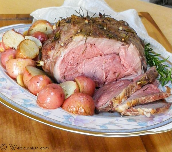 Roasted Leg of Lamb with Rosemary Potatoes #SundaySupper | Webicurean